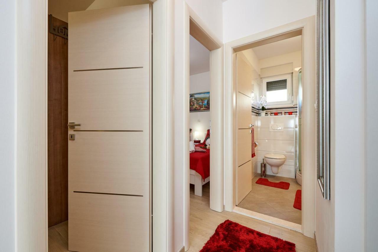Apartment Misic Trogir Zewnętrze zdjęcie